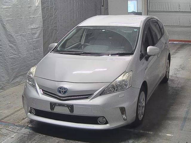 504 TOYOTA PRIUS ALPHA ZVW41W 2013 г. (HERO)